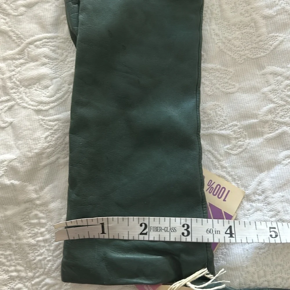 GTANDOE VTG green leather / cashmere lining gloves Sz 7 NWT